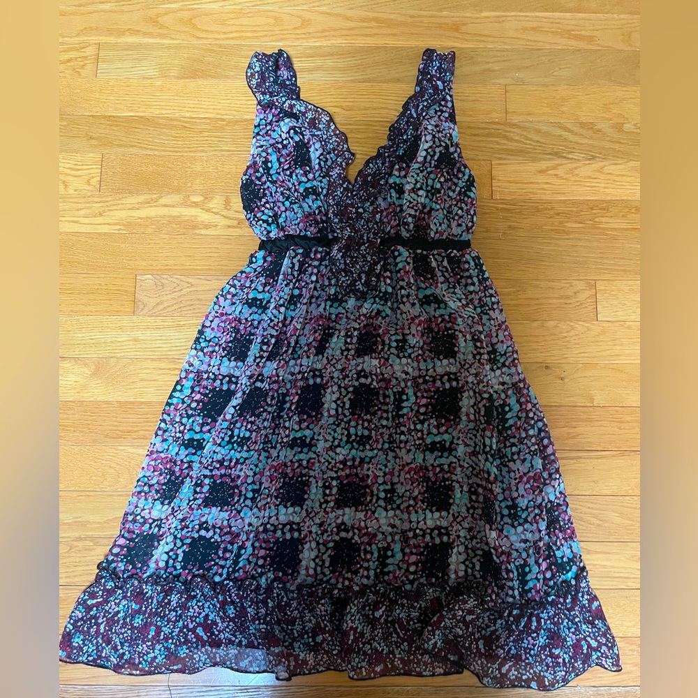 Suzy Shier Sleeveless patterned dress